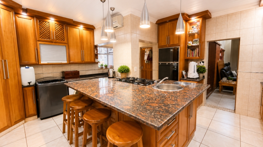 3 Bedroom Property for Sale in Flamwood North West